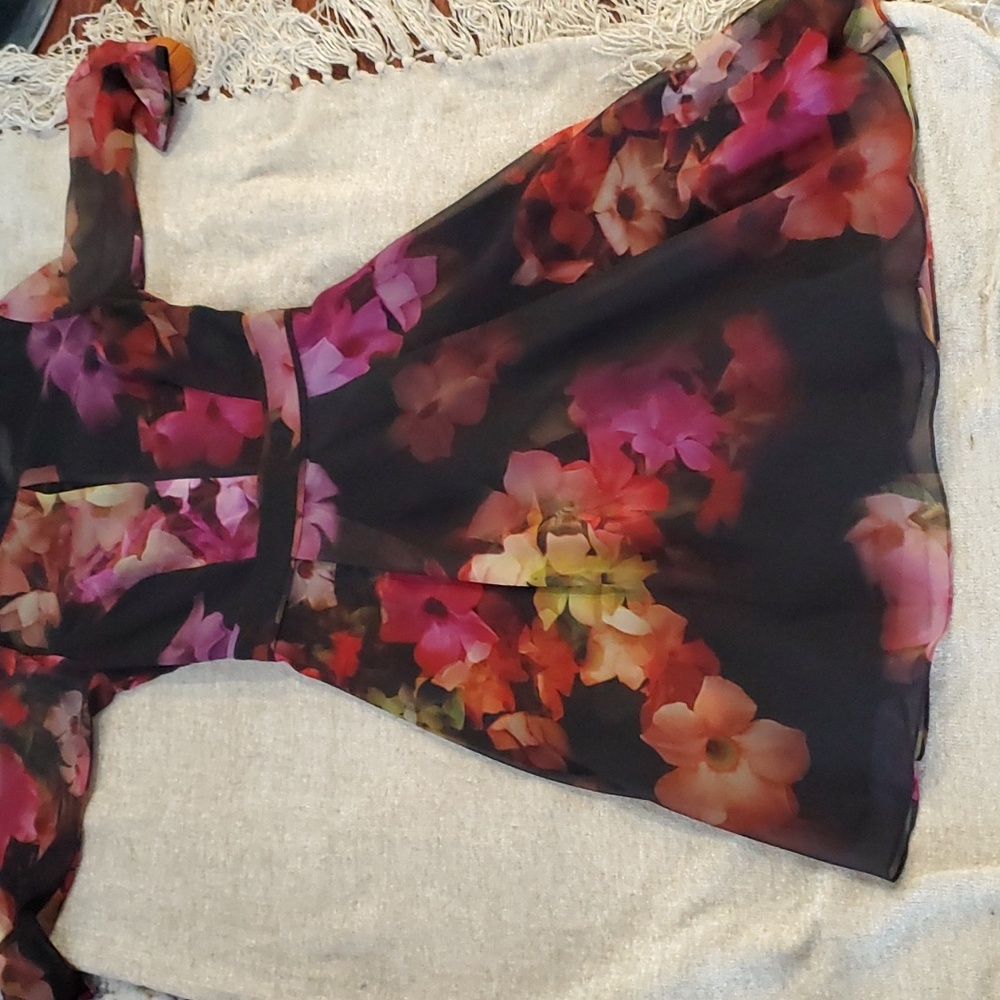 Ted Baker floral dress - Picture 12 of 17
